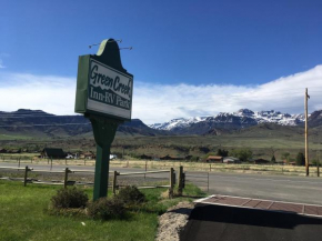 Green Creek Inn and RV Park